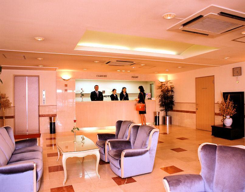 Toei Hotel Jokkaicsi Kültér fotó